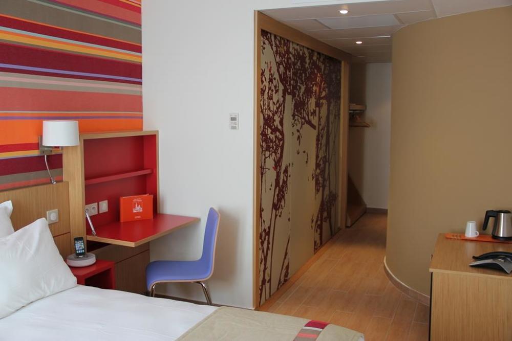 Hotel Western Du Mucem 3*